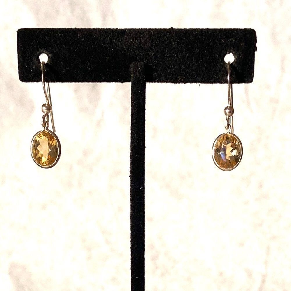 🍭6/$30 simulated citrine Dangle Earrings